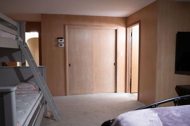 715 E College AVENUE, Waukesha, WI 53186