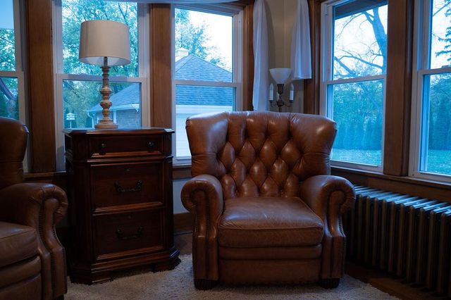 715 E College AVENUE, Waukesha, WI 53186