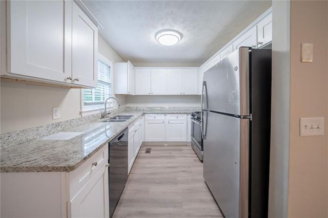 2091 Moon Drive SW, Conyers, GA 30094