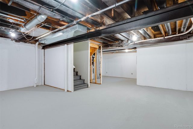 1584 Commodore Circle, Canton Charter Township, MI 48187