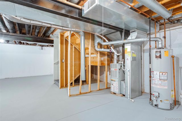 1584 Commodore Circle, Canton Charter Township, MI 48187