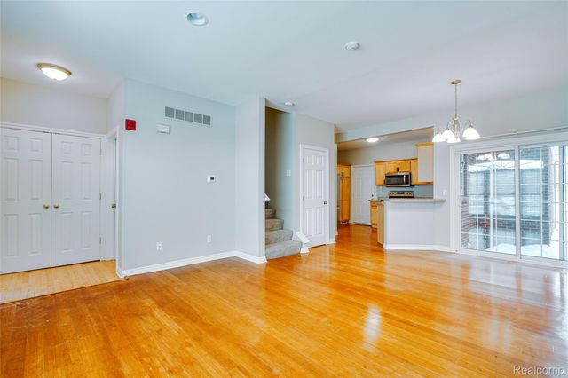 1584 Commodore Circle, Canton Charter Township, MI 48187