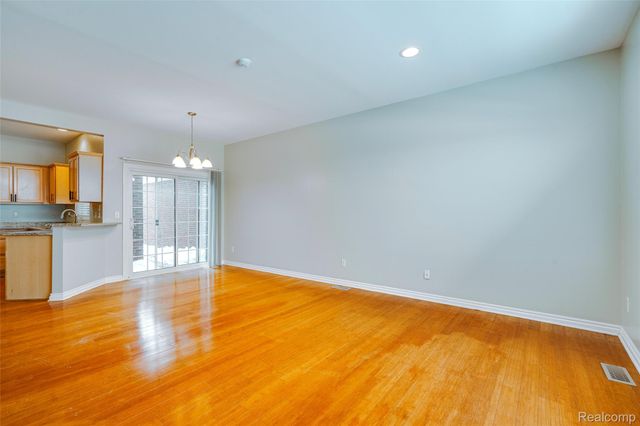 1584 Commodore Circle, Canton Charter Township, MI 48187