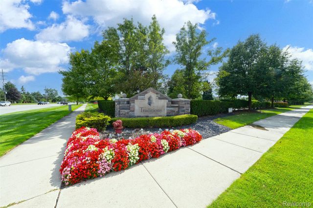 1584 Commodore Circle, Canton Charter Township, MI 48187