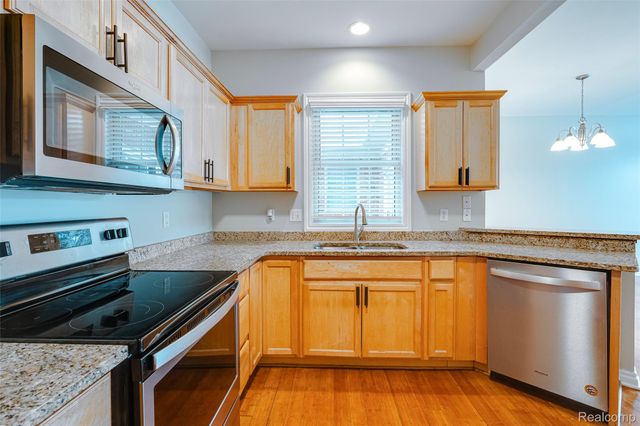 1584 Commodore Circle, Canton Charter Township, MI 48187