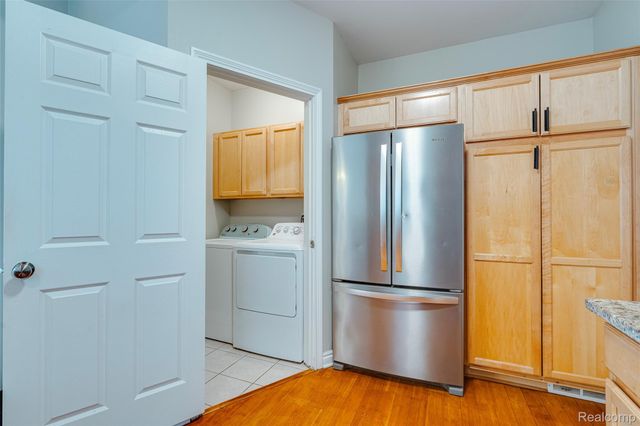 1584 Commodore Circle, Canton Charter Township, MI 48187