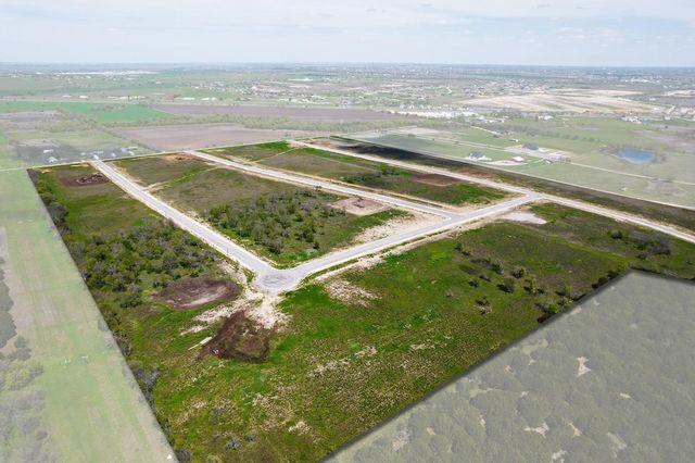8424 Stallion Drive, Godley, TX 76044