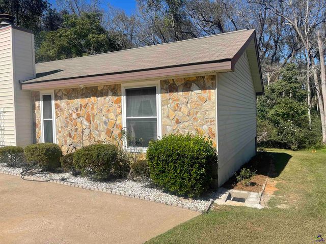 213 BUCKSKIN Drive, Warner Robins, GA 31088