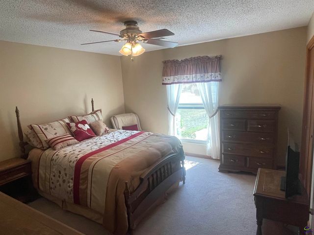 213 BUCKSKIN Drive, Warner Robins, GA 31088