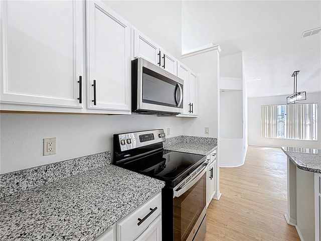 6921 BLAIR DR, Orlando, FL 32818