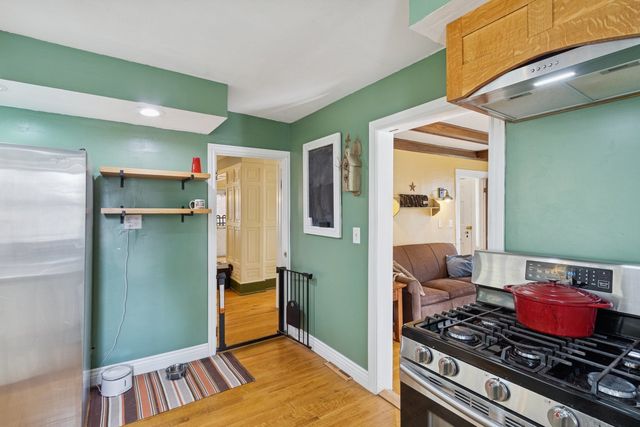 315 W Hurlbut Avenue, Belvidere, IL 61008