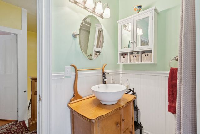 315 W Hurlbut Avenue, Belvidere, IL 61008