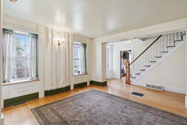 315 W Hurlbut Avenue, Belvidere, IL 61008