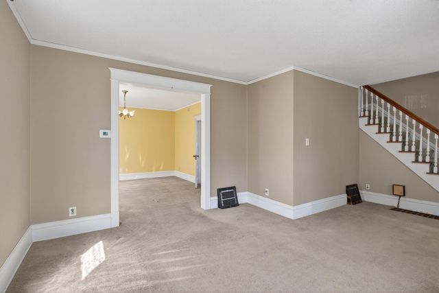 300 4th Avenue S, South Saint Paul, MN 55075
