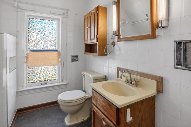300 4th Avenue S, South Saint Paul, MN 55075