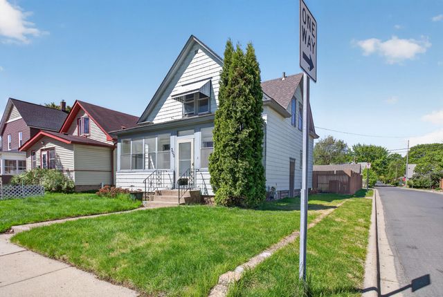 300 4th Avenue S, South Saint Paul, MN 55075