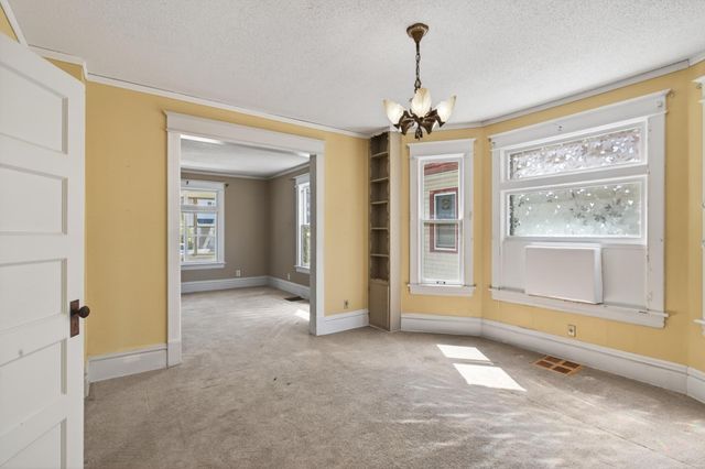 300 4th Avenue S, South Saint Paul, MN 55075