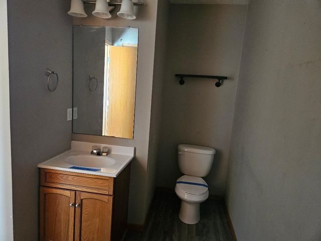 562 40th Avenue, Pleasantville, IA 50225