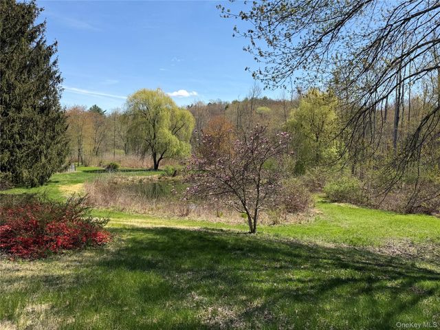 2518 Route 9G, Rhinebeck, NY 12580