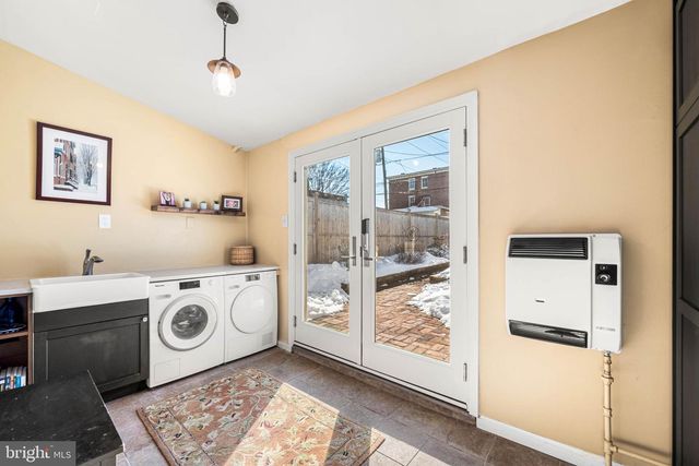 220 S WALNUT ST, West Chester, PA 19382