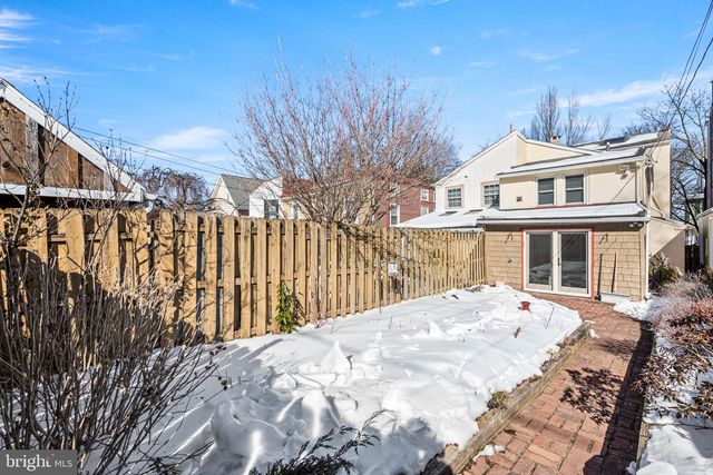 220 S WALNUT ST, West Chester, PA 19382