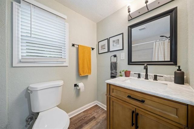 605 E 90th Street, Kansas City, MO 64131