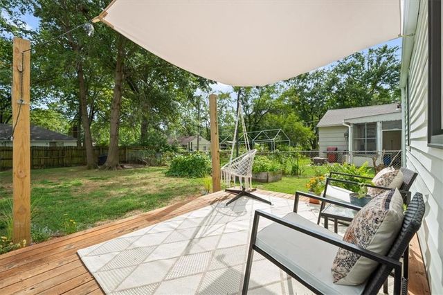 605 E 90th Street, Kansas City, MO 64131
