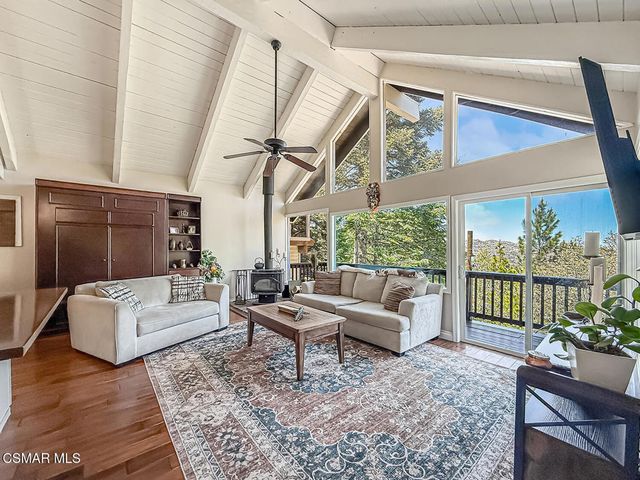 1359 Evergreen Lane, Lake Arrowhead, CA 92352