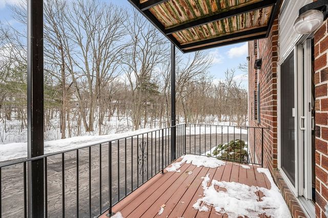 13 Dallas Dr 107, Dracut, MA 01826