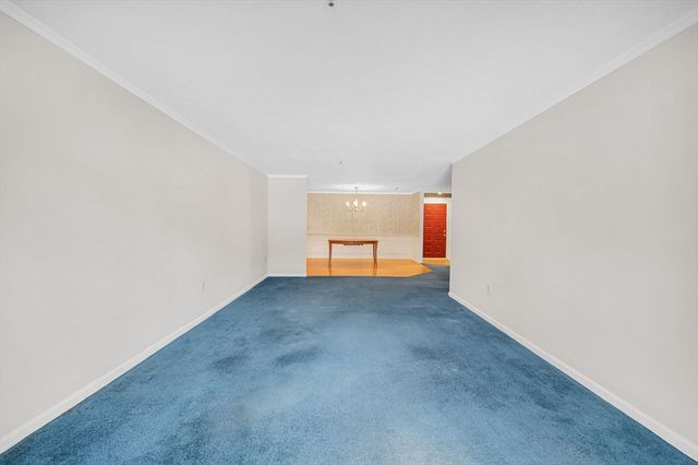 13 Dallas Dr 107, Dracut, MA 01826