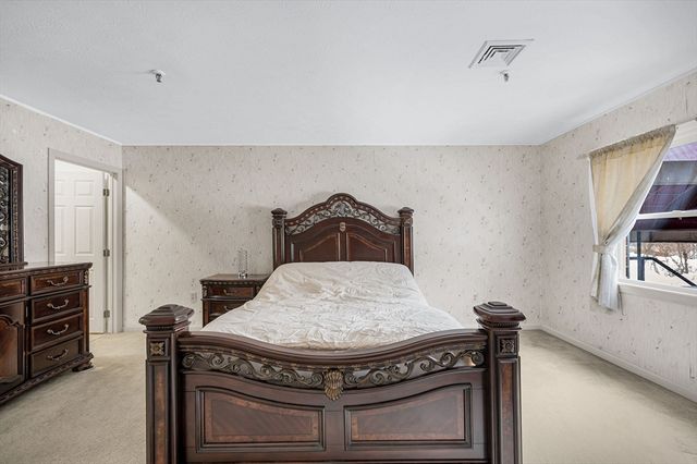 13 Dallas Dr 107, Dracut, MA 01826