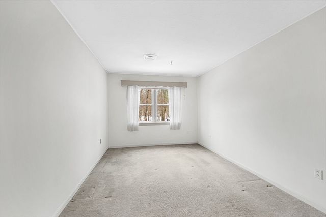 13 Dallas Dr 107, Dracut, MA 01826