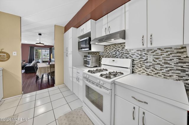 133 Bedford Place, Morganville, NJ 07751
