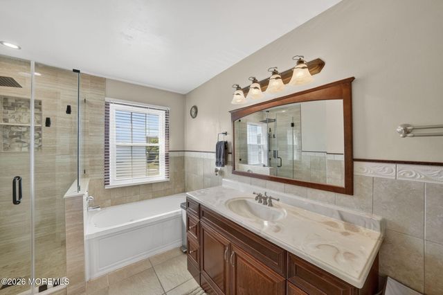 133 Bedford Place, Morganville, NJ 07751
