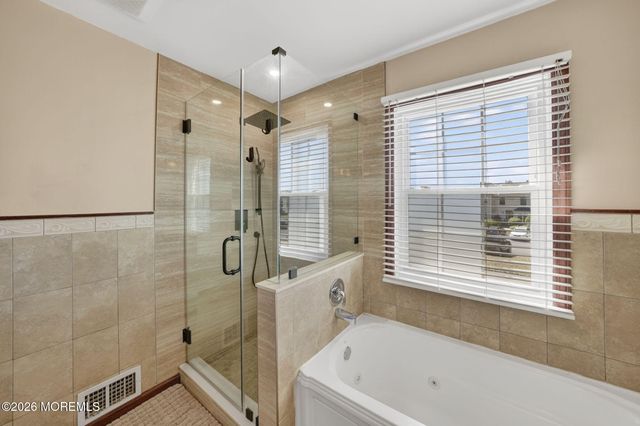 133 Bedford Place, Morganville, NJ 07751
