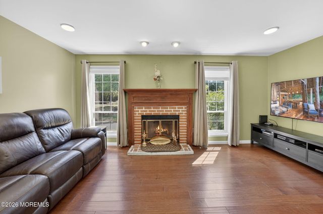 133 Bedford Place, Morganville, NJ 07751