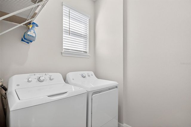 16933 OAKBORO STREET, Winter Garden, FL 34787