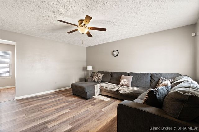 211 Talina Drive, Charlestown, IN 47111