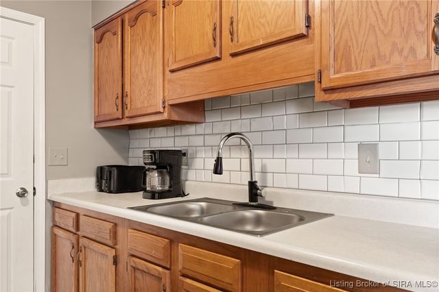 211 Talina Drive, Charlestown, IN 47111