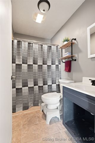 211 Talina Drive, Charlestown, IN 47111