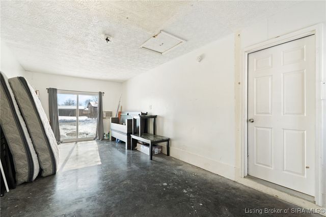 211 Talina Drive, Charlestown, IN 47111