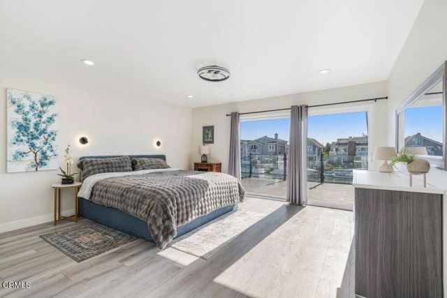 2431 Victoria Avenue, Oxnard, CA 93035
