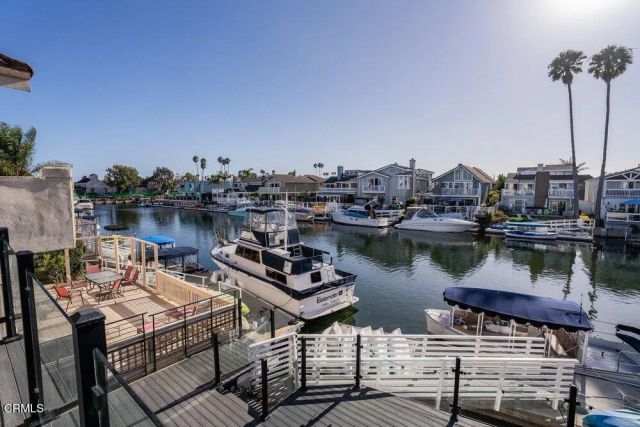 2431 Victoria Avenue, Oxnard, CA 93035
