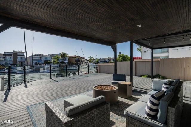 2431 Victoria Avenue, Oxnard, CA 93035