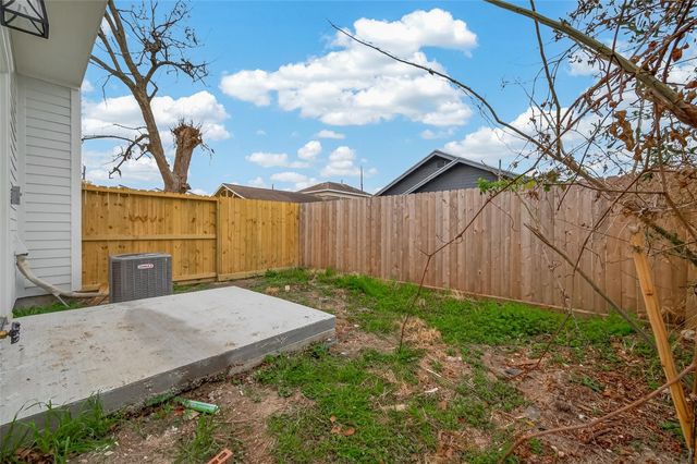 1502 Hussion Street, Houston, TX 77003