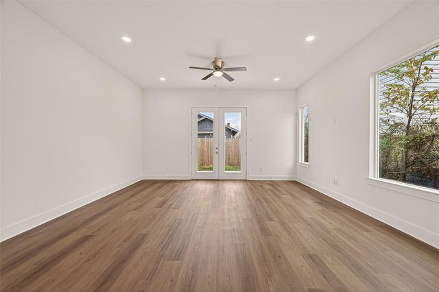 1502 Hussion Street, Houston, TX 77003