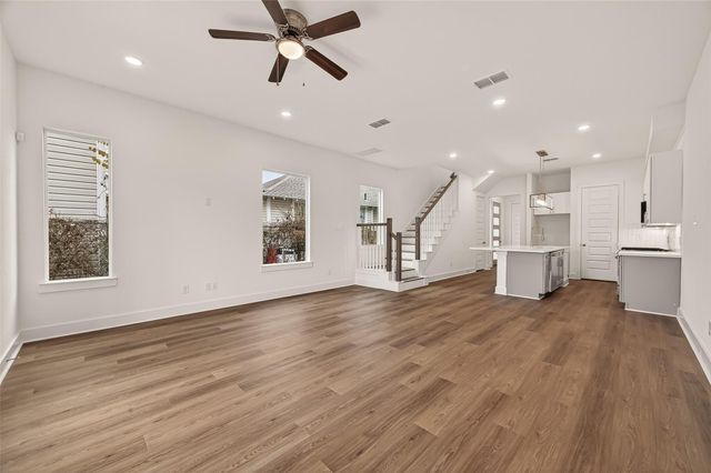 1502 Hussion Street, Houston, TX 77003