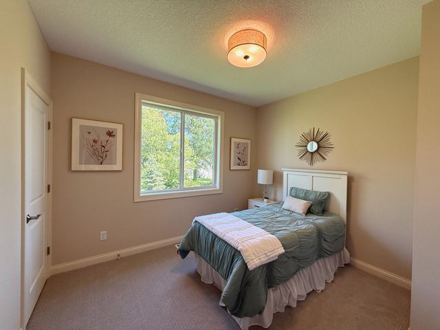 6062 Fuller Circle, Wyoming, MN 55092
