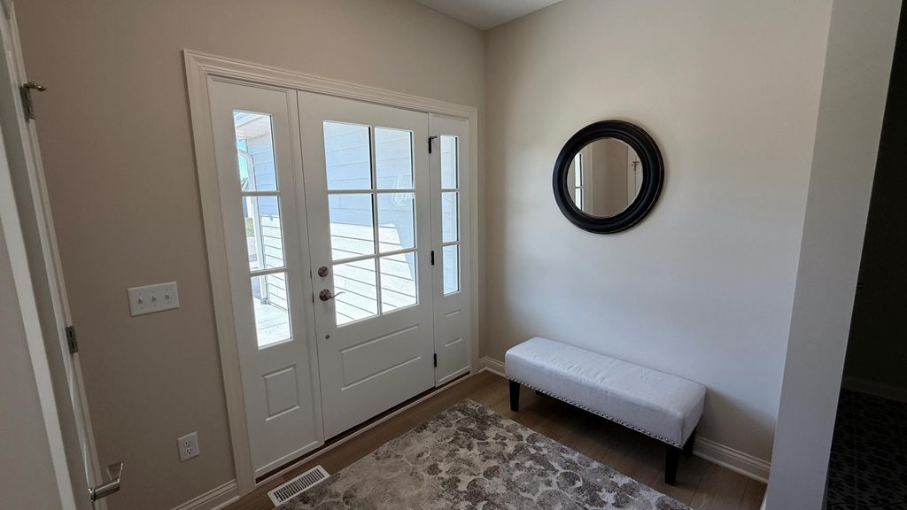 6062 Fuller Circle, Wyoming, MN 55092 — photo 2
