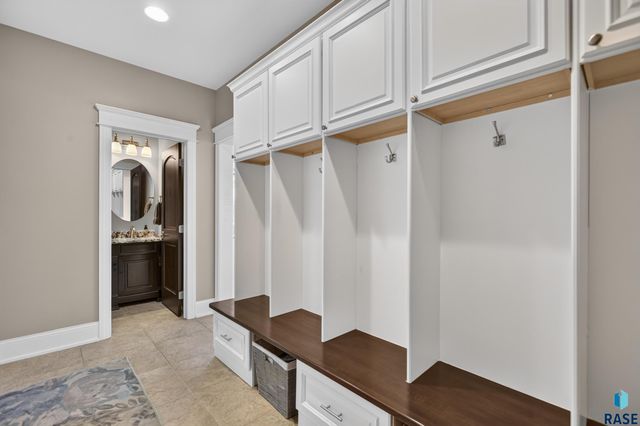 8324 E Water Wood St Street, Sioux Falls, SD 57110